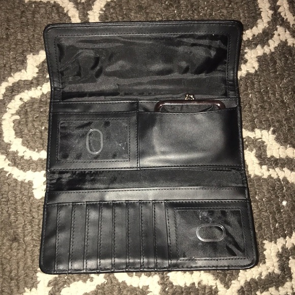 Wallet - Picture 2 of 3